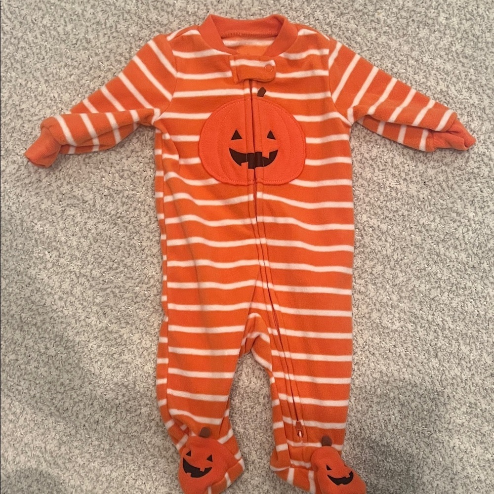 Carters Gender Neutral Baby Pumpkin pajamas 3M | Halloween | Fall